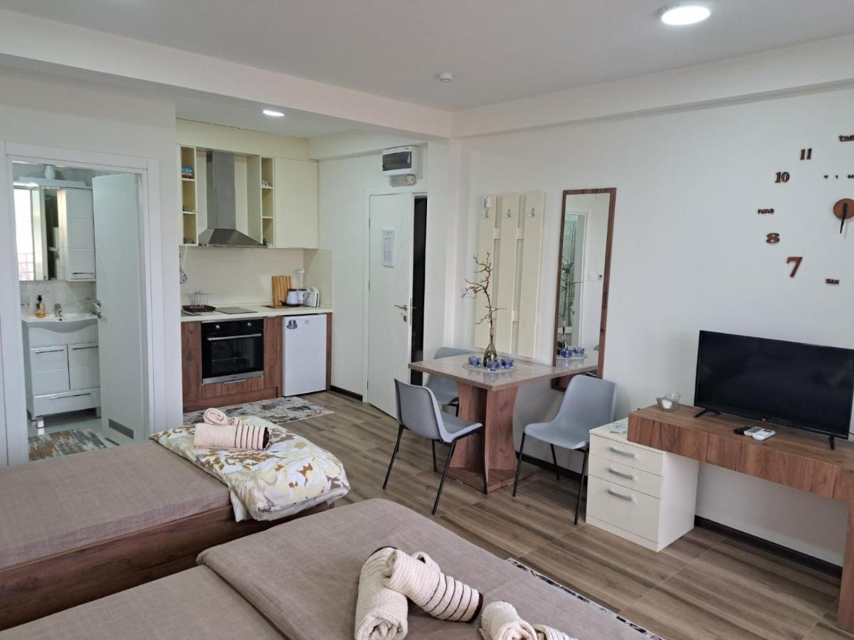 Villa Lucija By Romantique เวเลส ภายนอก รูปภาพ