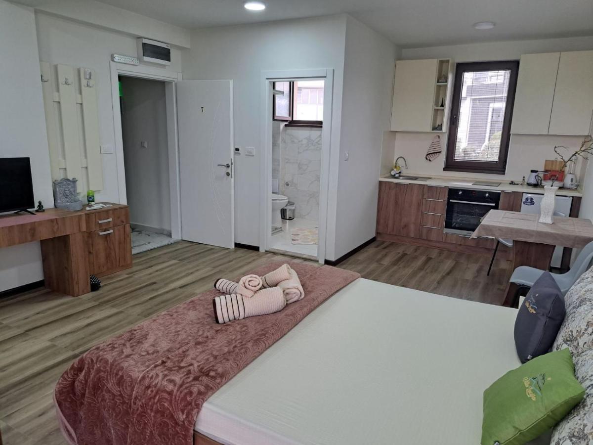Villa Lucija By Romantique เวเลส ภายนอก รูปภาพ