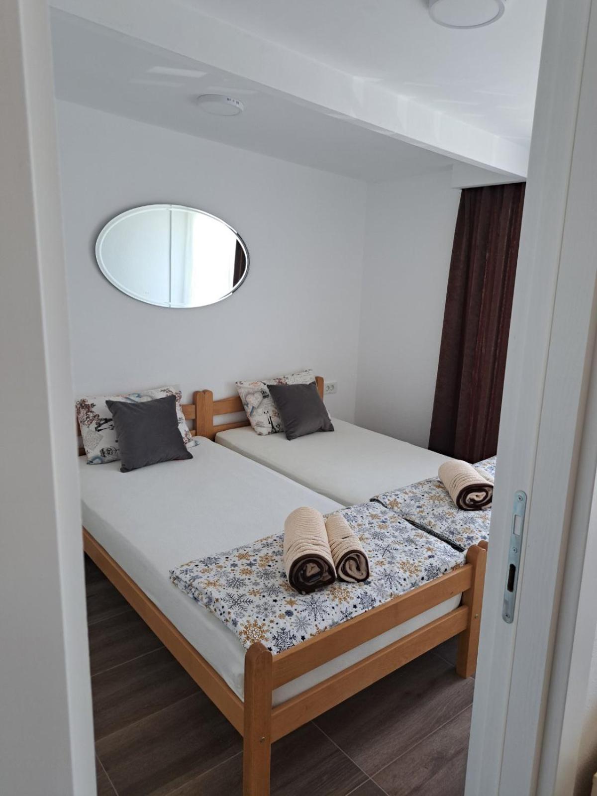 Villa Lucija By Romantique เวเลส ภายนอก รูปภาพ